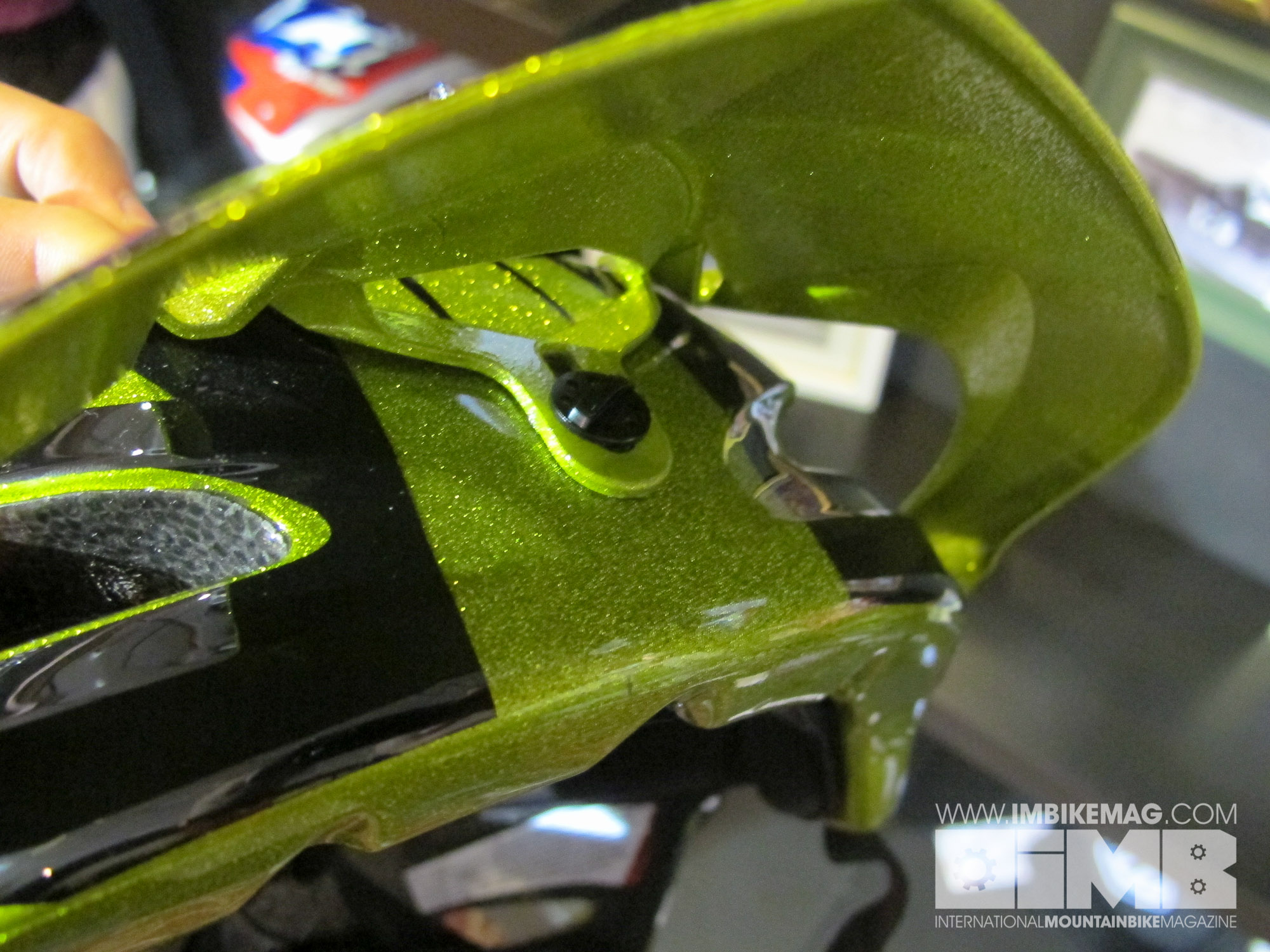 The adjustable visor is straight out of the D2 and D3 stable, including the aluminium hardware.