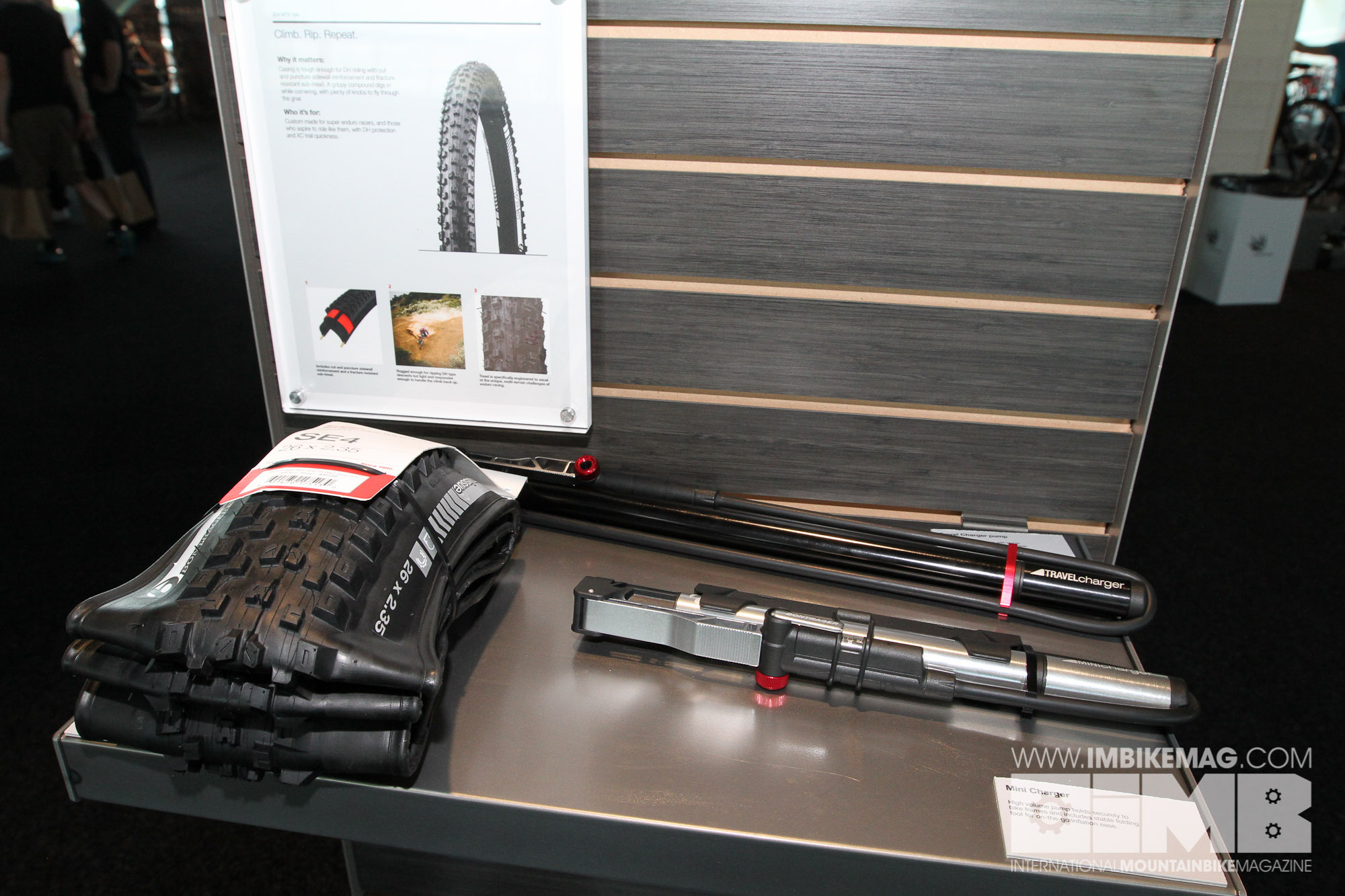The new SE4 enduro tyre and the mini charger and travel pumps.