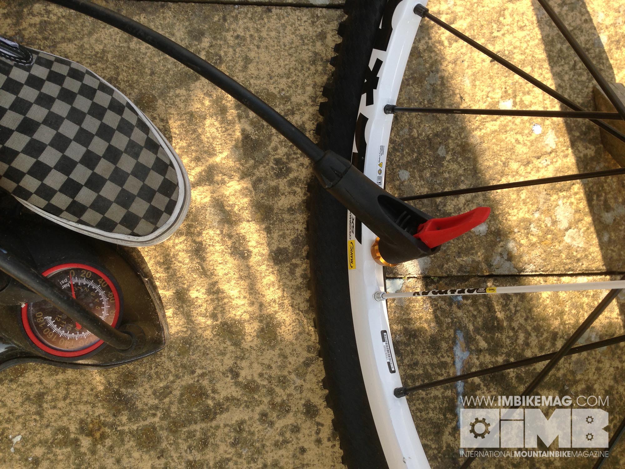 Now the tyre is ready for inflation with the sealant inside!