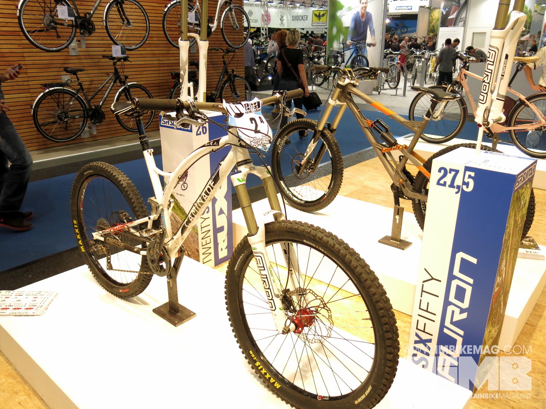 All the major fork brands have new 27.5 specific forks, SR Suntour have launched the Auron. Made for Enduro.