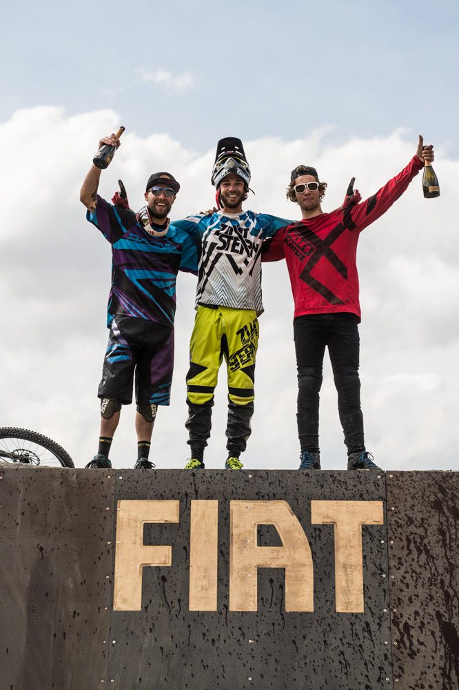 Geoff Gulevich (Winner Best Line, left), Andi Wittmann (Event Host, middle) and Antoine Bizet (Winner Best Trick, right)