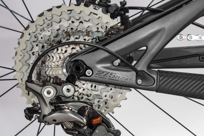 Pivot MACH4 650b