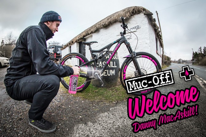 danny macaskill mtb bike