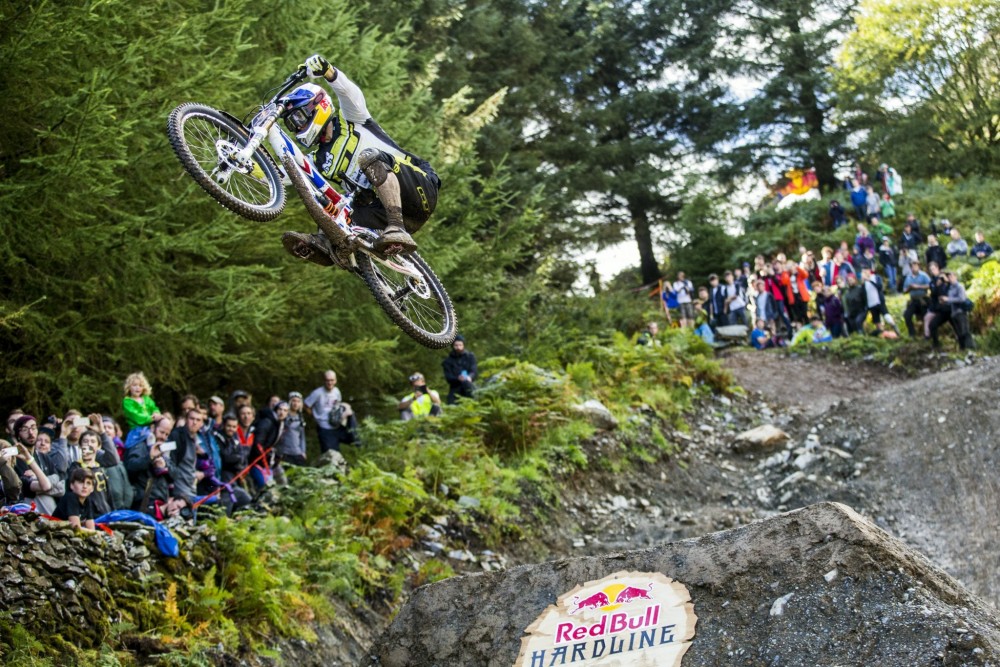 Dirt TV: Red Bull Hardline 2015