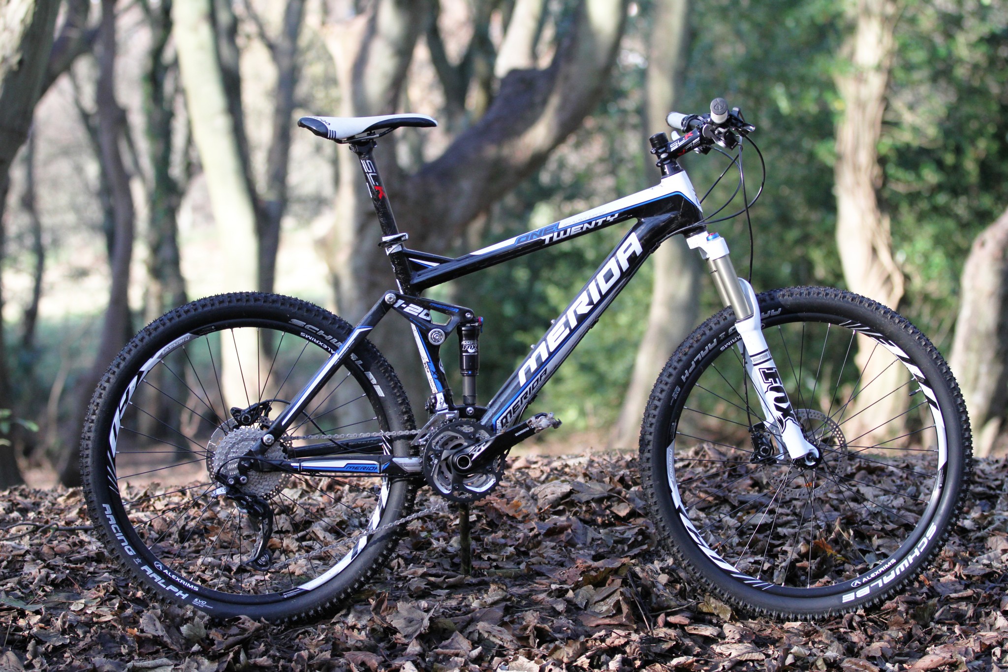 Merida Bikes One Twenty Carbon XT D 2012 Mountain Bike Reviews Merida Bikes One Twenty Carbon XT D 2012 Mountain Bike Reviews