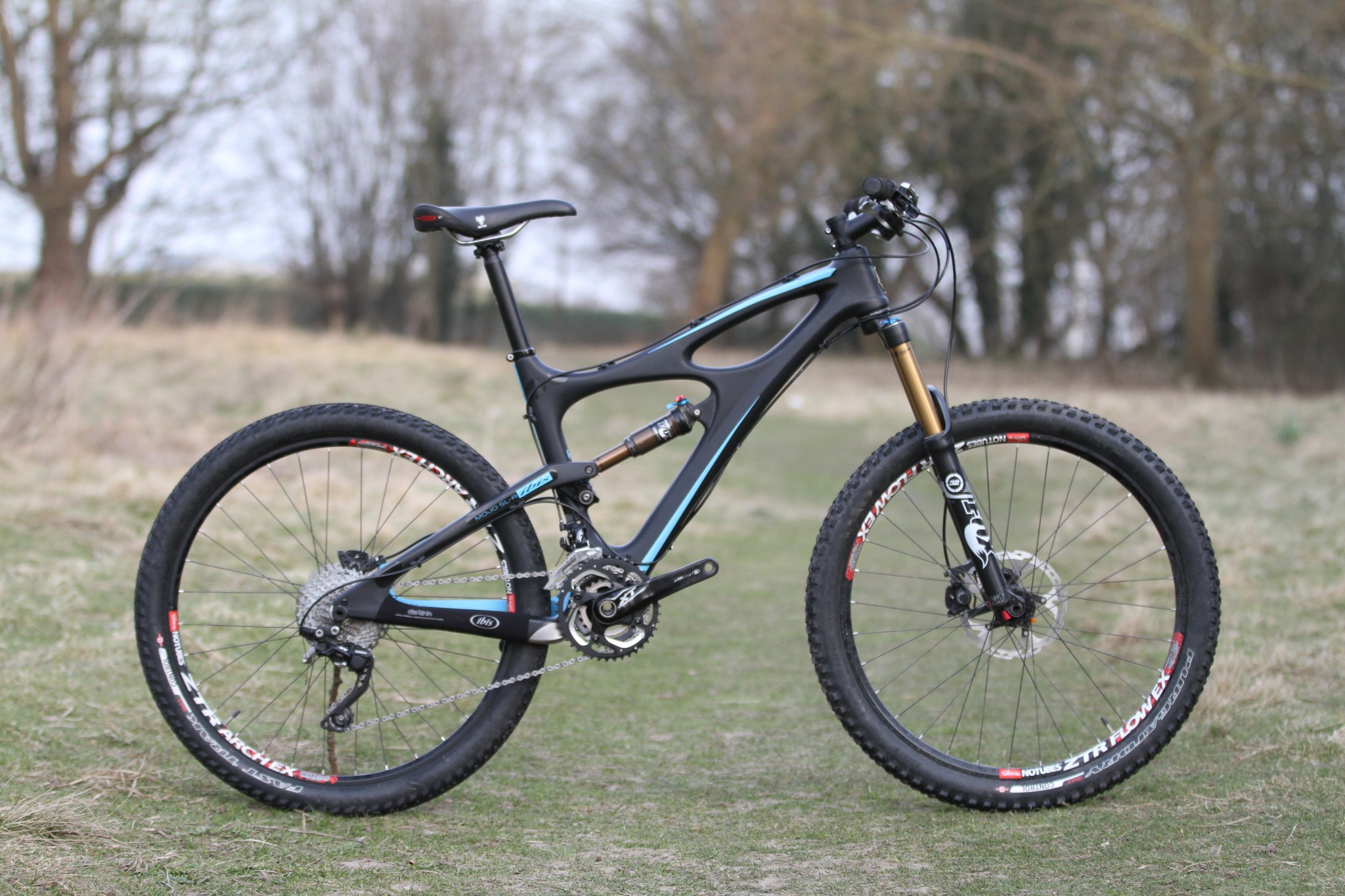 ibis mojo mountain bike