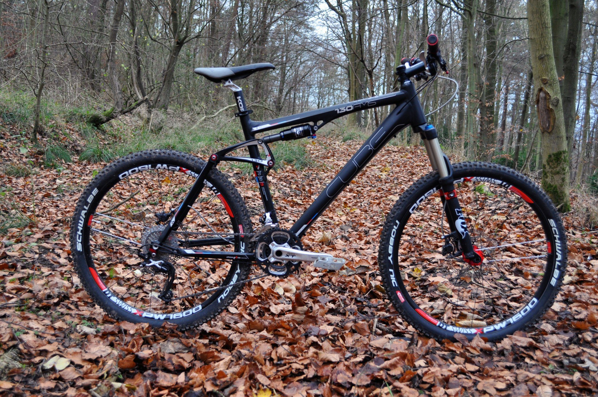 cube mountain bike black and red