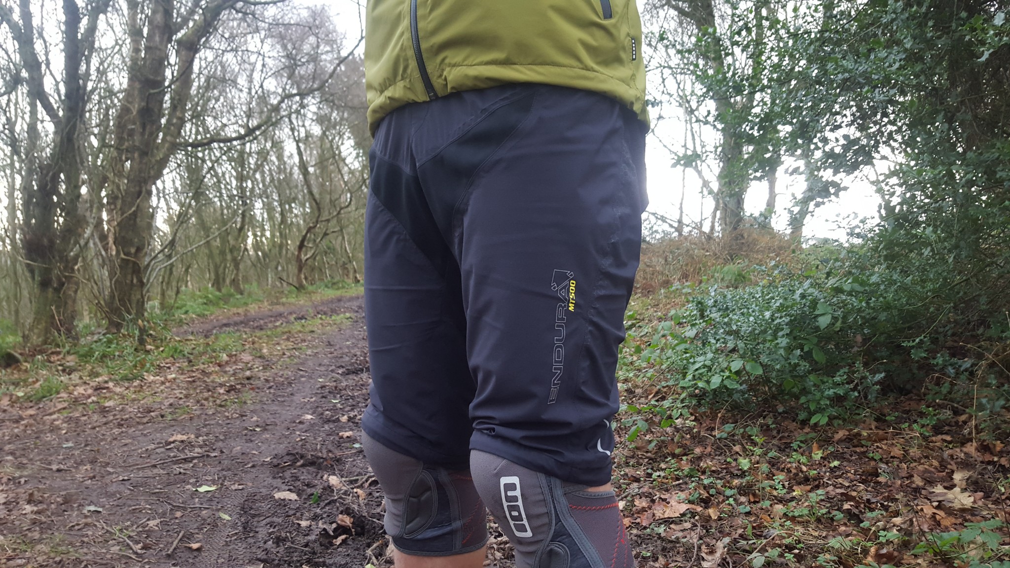 Endura MT500 Waterproof Short II 2016, Mountain Bike Reviews » Clothing »  Shorts, Free Mountain Bike Magazine