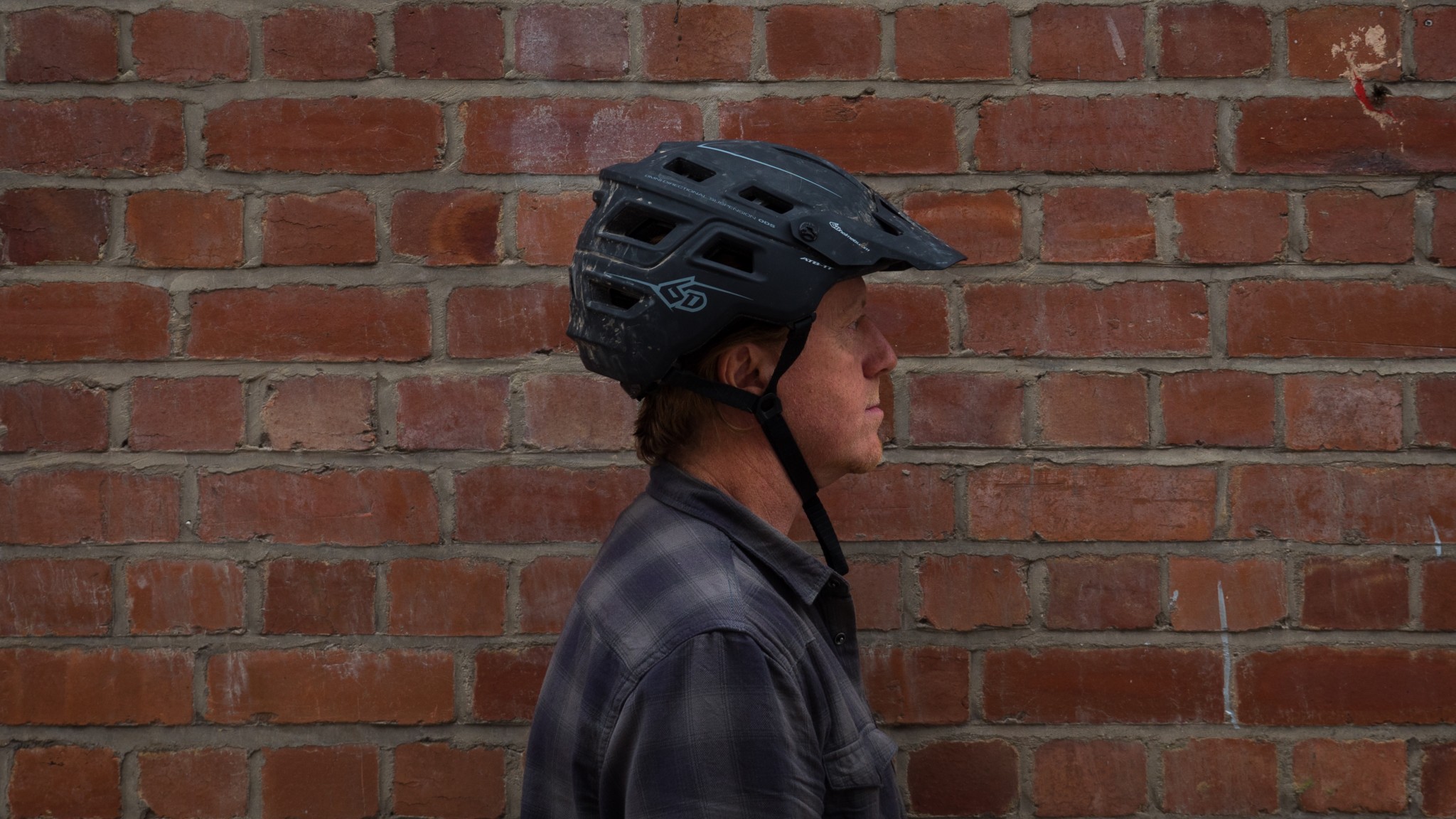 6d mountain bike helmet