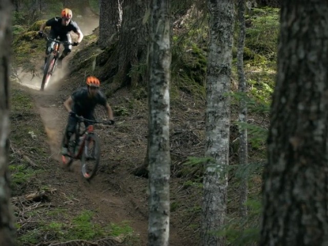 A Whistler “Rest” Day with Rémy Absalon and Elliot Trabac