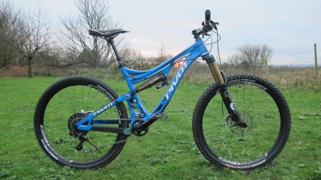 Mountain Bike Reviews - Pivot Cycles Mach 6 Carbon XO1  2014