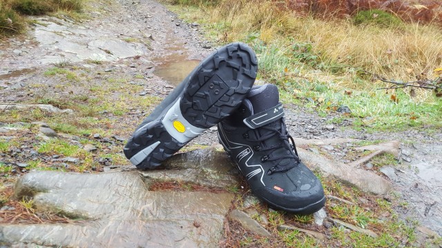 Mountain Bike Reviews - Vaude Tonale AM II 2016