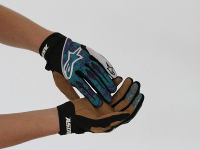 Alpinestars Gravity Gloves  2013 Mountain Bike Review