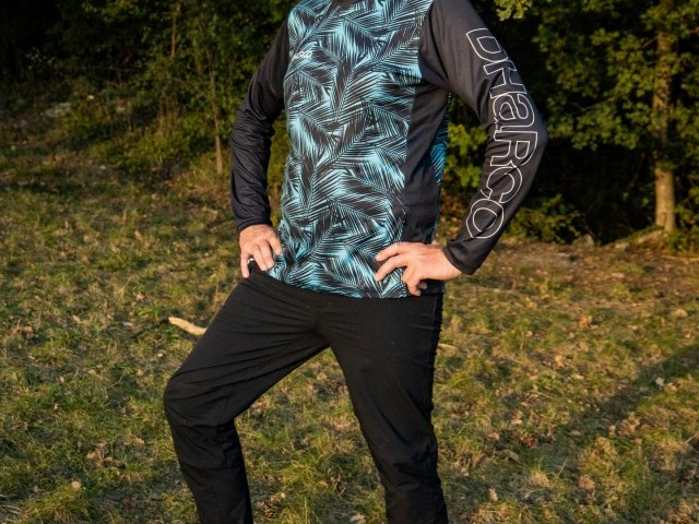 Dharco Gravity Pants & Gravity Jersey L 2021