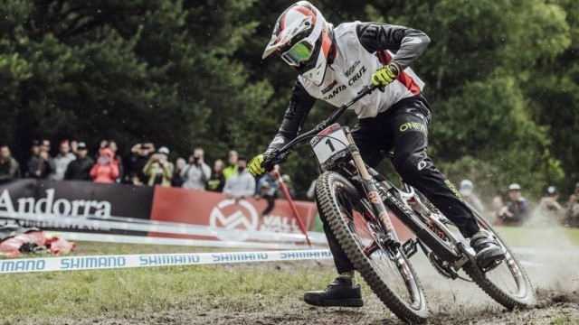 Can You Guess the Speed of Greg Minnaar? | UCI MTB World Cup Lenzerheide, Switzerland Winning Run