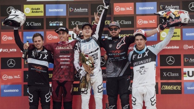 UCI World Cup Downhill - British Battle Between Seagrave and Atherton Continues