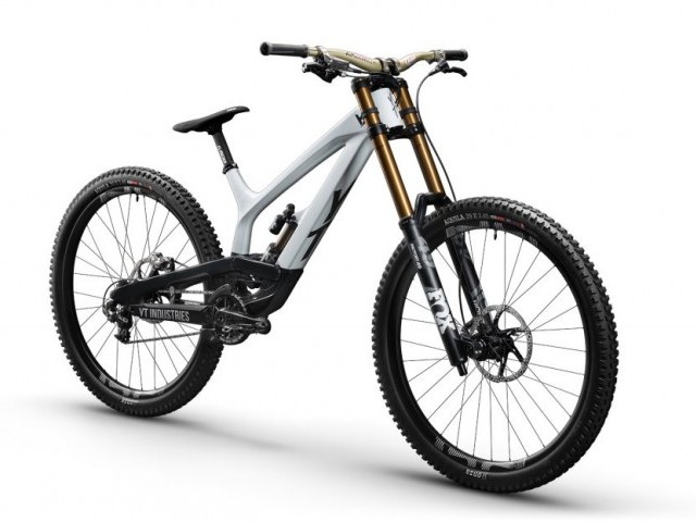 YT Industrires: Ride Big On The New TUES 29