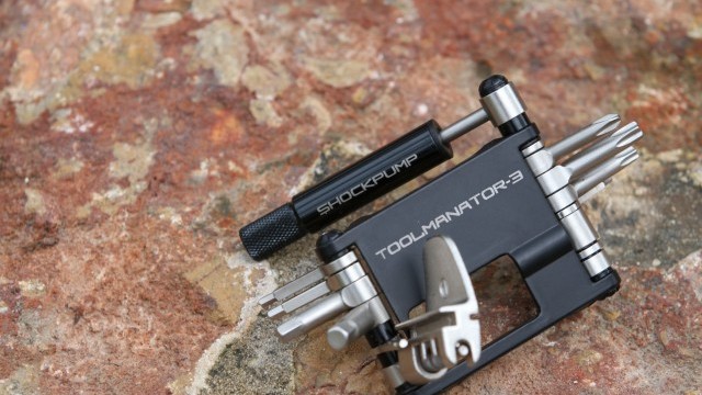 Mountain Bike Reviews - Blackburn Design Toolmanator 3  2012