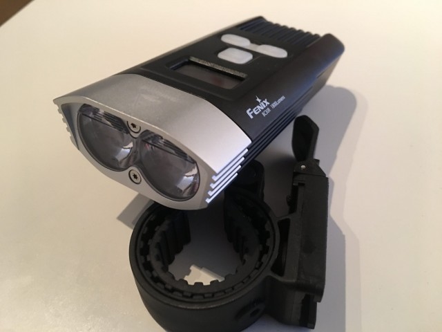 Fenix BC30R 2018