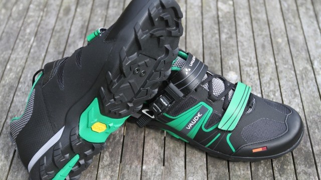Mountain Bike Reviews - Vaude Taron Low AM  2015