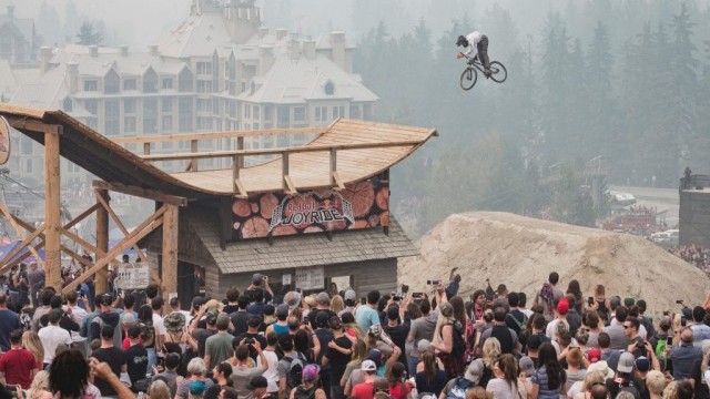 Crankworx Whistler - Breathtaking Slopestyle - Action Live on Red Bull TV