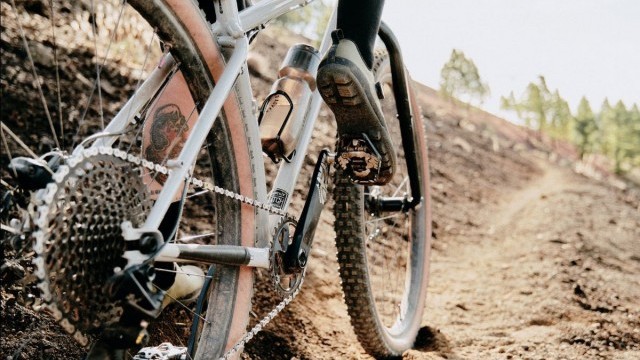 Fizik releases its Terra Atlas shoe