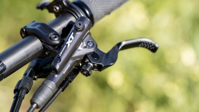 New Shimano Deore XT & SLX Groupsets Bring 12-speed Features to Mountain Bikers