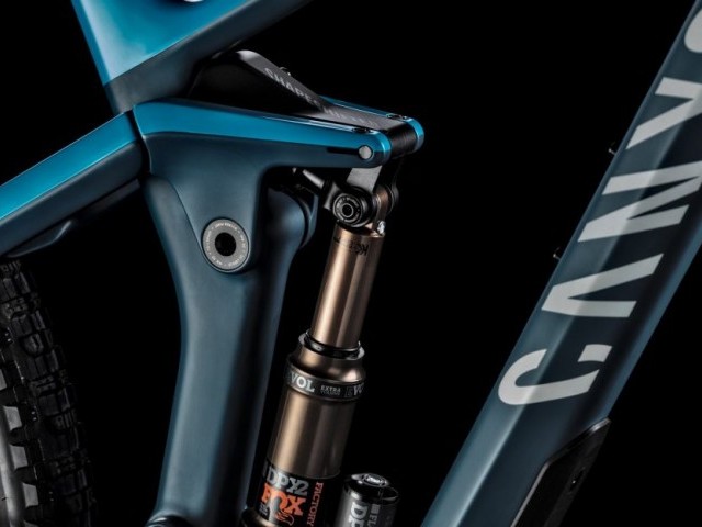 Canyon Announces 2019 Strive With 29" Wheels & New Shapeshifter