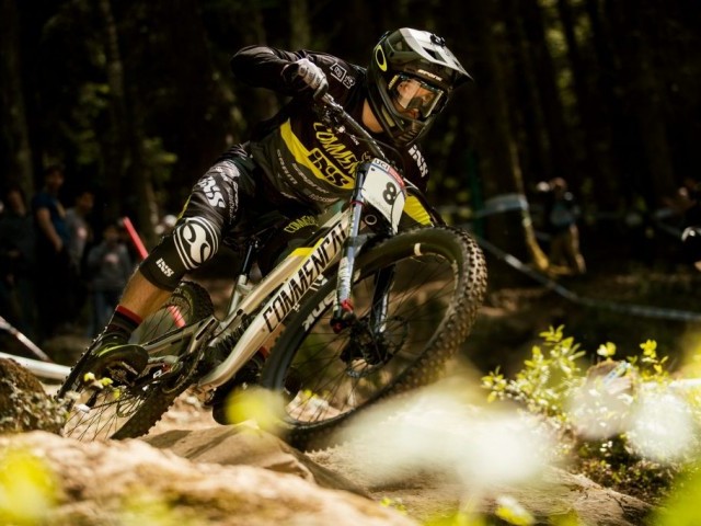 Commencal in Lourdes: Successful Qualifications All Round!