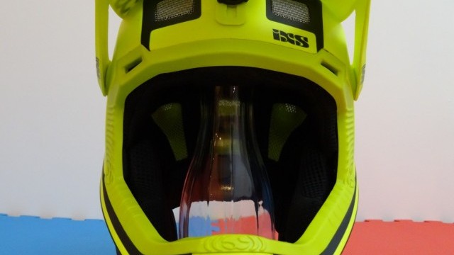 Mountain Bike Reviews - iXS Sports Division XULT 2016