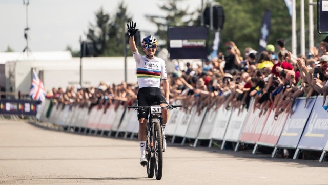 UCI XC World Cup: Pidcock Powers Clear For 4th Successive Nové Město na Moravě Victory