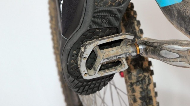 Step Change - Endura's New MT500 Plus Overshoe