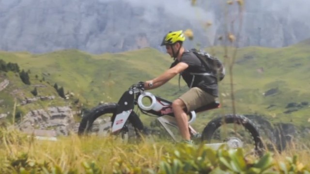 Carbon SUV E-Bike - Leave the Road