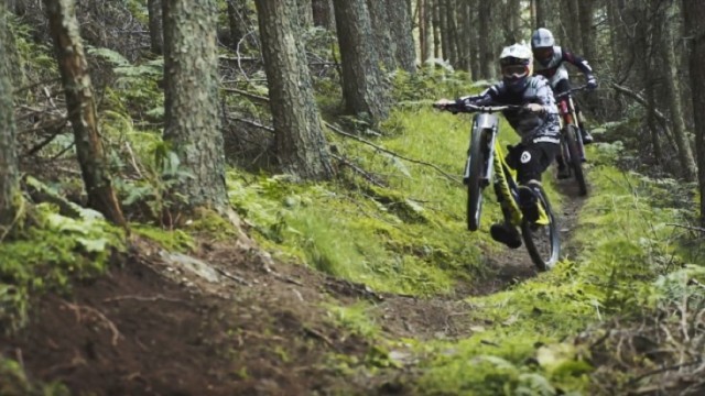 Ryan Mid & Calum McGee - Two's a Crowd (4K)