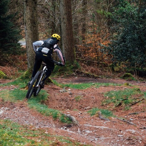 Cornering – Round The Bend Mountain Bike Technique