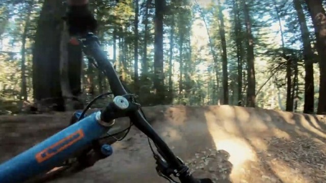 Ripping Berms on the Soquel Demo Forest Flow Trail - So Much Fun!