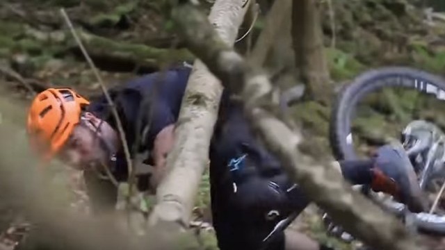 #WipeoutWednesdays: MTB Fail Compilation 2017 February
