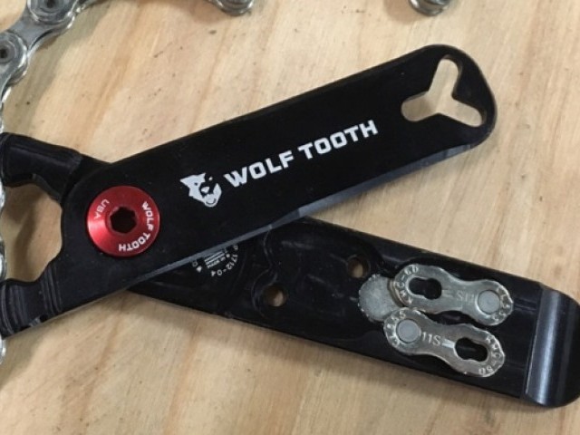 Wolf Tooth Master Link Combo Pliers