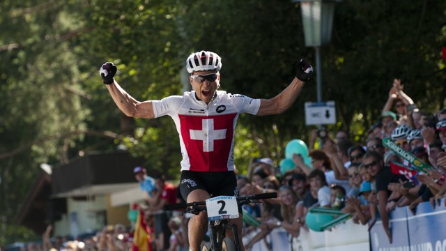 Nino Schurter And Julie Bresset Win XCO World Champs!