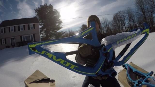 New Bike Day - 2017 Pivot Global Racing Programs