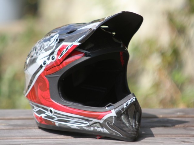 THE Industries T2 Carbon  2011