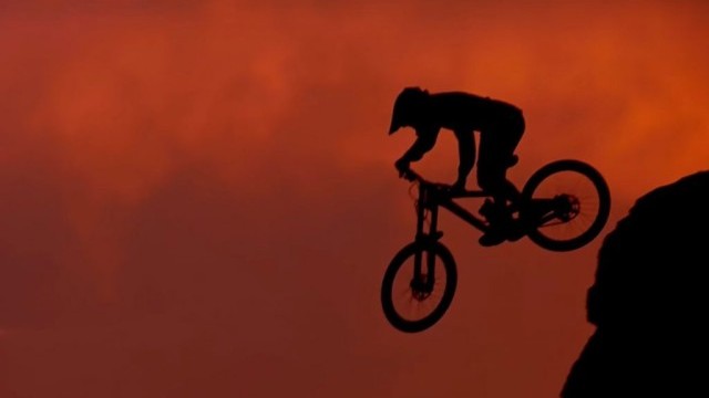 Jumping Cliffs and Breathtaking Landscapes in Utah // Vincent Tupin // Lost Footage #3