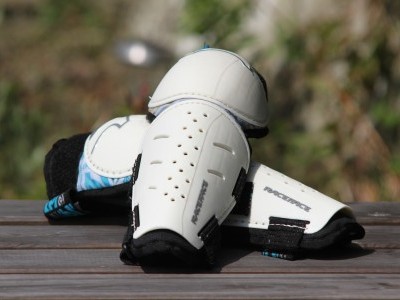 Race Face Rally FR Elbow Pads  2011 Mountain Bike Review