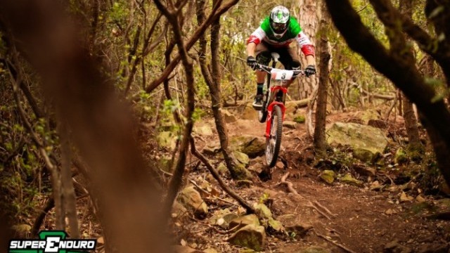 Superenduro Pro 2  - Punto Ala