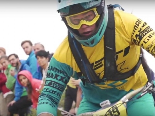 commencal junior cartel