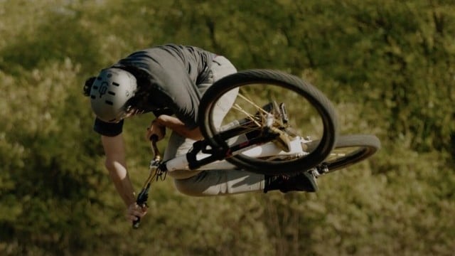 Video: 'Fieldwork' ft. Oszkar Nagy