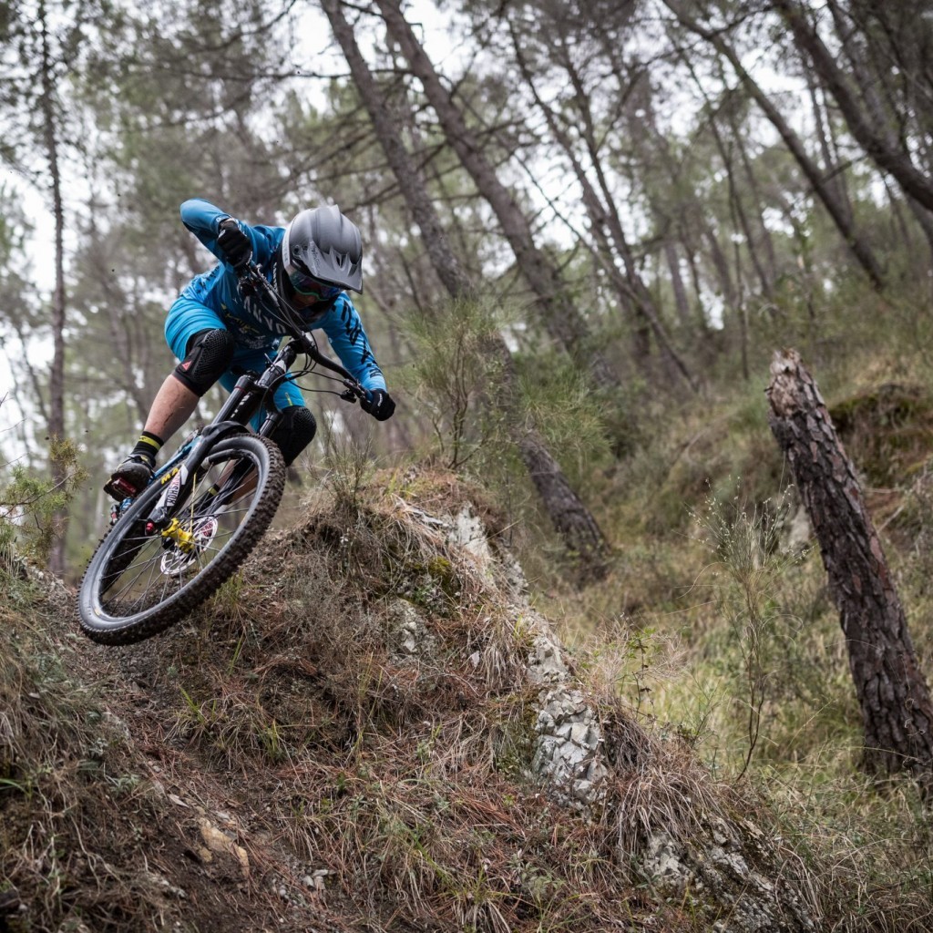 canyon factory racing team