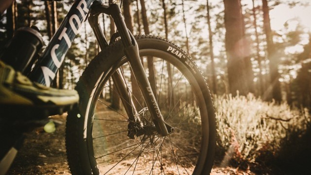 Goodyear Bicycle Tires launches all-new Peak SL