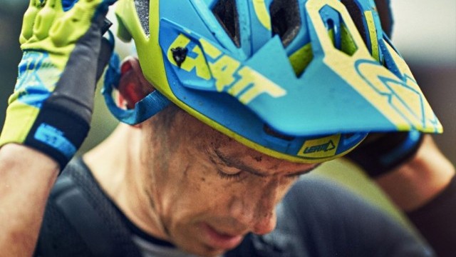 First All-Mountain Helmet From Leatt | Aaron Chase Unboxing Video