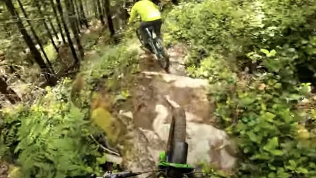 I rode this AWESOME FREERIDE lap with the Trail Builder... It never gets less scary!!!